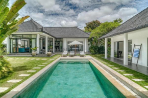 Moonwake Villa Brand New 4BR in Berawa